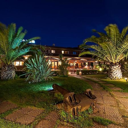 Hotel Parco Delle Cale Пунтоне-ди-Скарлино Экстерьер фото